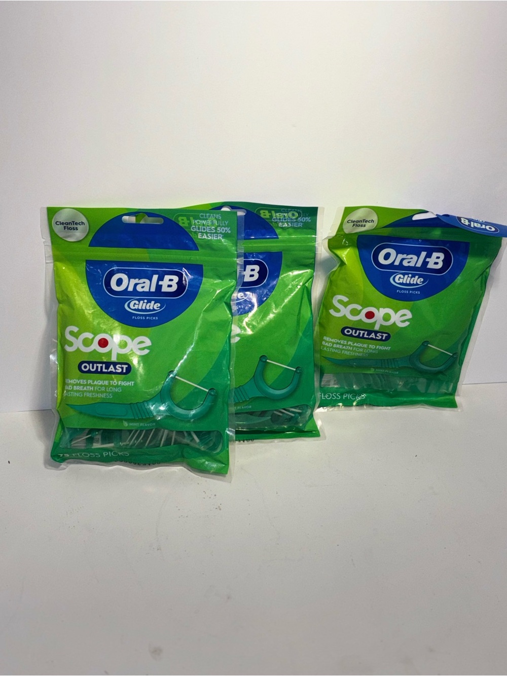 Oral-B Glide Scope Outlast Floss Picks Bundle — Green
